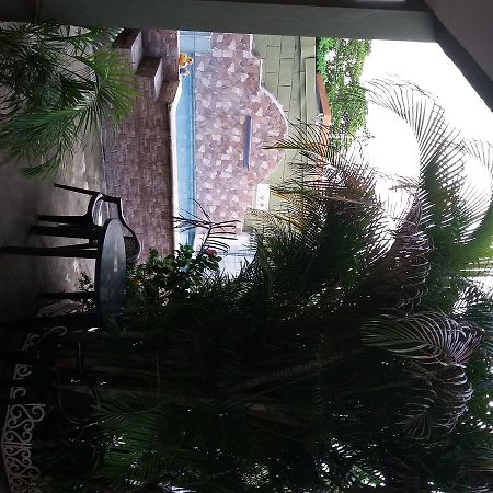 Cabinas Madeleine Puntarenas Exterior foto