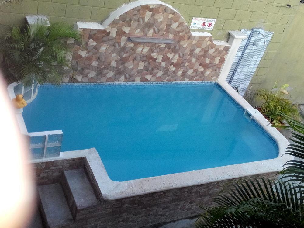 Cabinas Madeleine Puntarenas Exterior foto